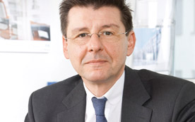 ''Beim Bau der Nordautobahn A5 haben wir etwa auch ein landschaftsökologisches Ausgleichskonzept entwickelt'', erklärt Michael Salzmann, wie das Nachhaltigkeitskonzept bei HOCHTIEF umgesetzt wird.